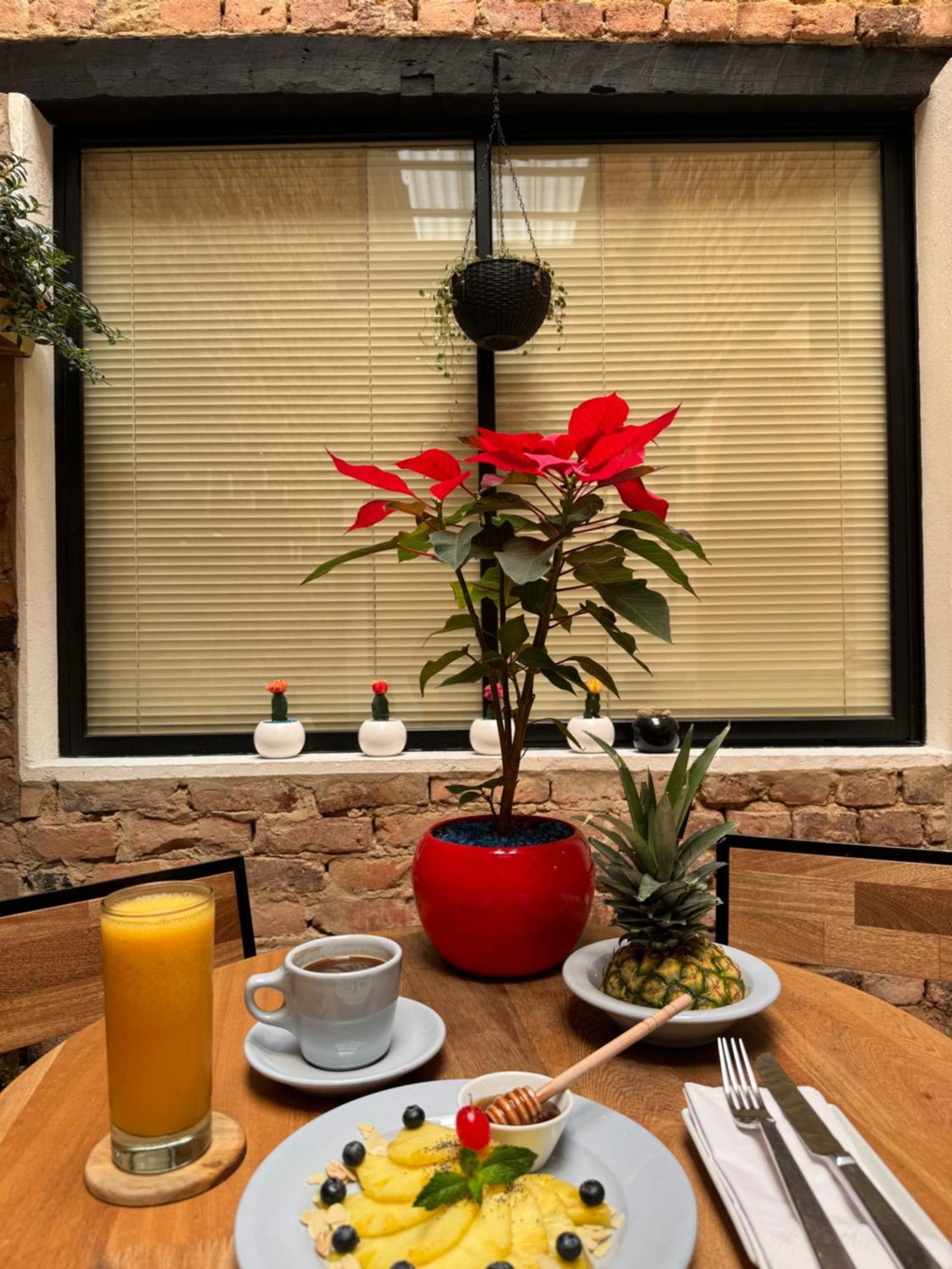 Las Aguas Inn Bogotá Kültér fotó